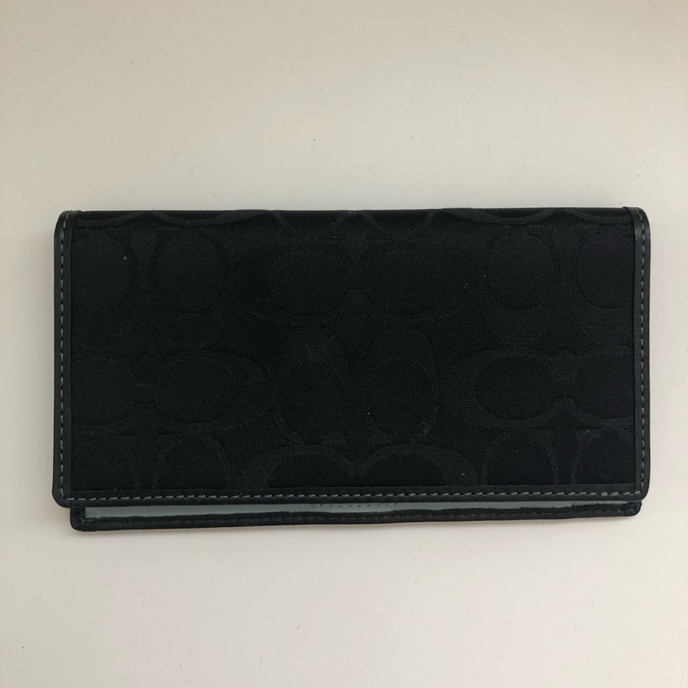 Coach checkbook